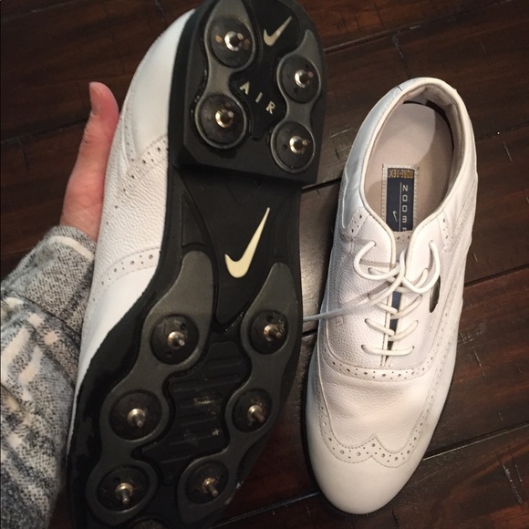 softest golf shoes